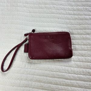 Coach F66505 Burgundy Pebbled Leather Corner Zip Wristlet Clutch